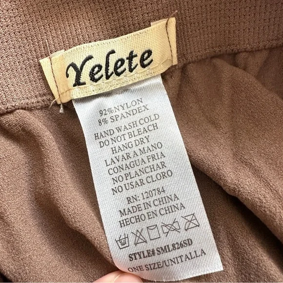 Yelete Taupe Lightweight Capri Leggings One Size - Picture 10 of 10